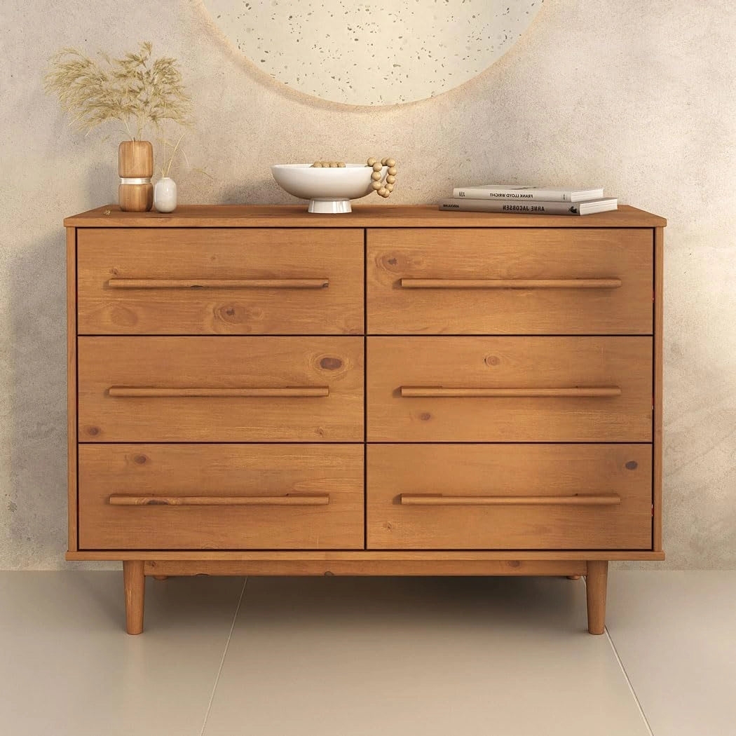 IDIMEX Commode TECCA L 111 cm avec 6 Tiroirs en Bois Massif Coloris Chêne, Tiroirs Spacieux, Poignées Noires Style Moderne Robuste